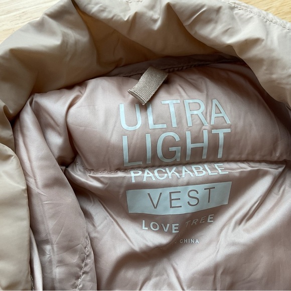 Love‎ Tree Ultra Light Packable Puffer Vest Size Medium - Picture 5 of 6
